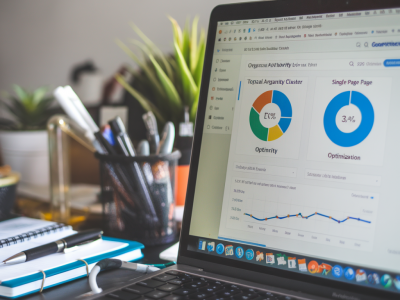 When to choose topical authority clusters over single-page optimization: a practical test to boost organic conversions